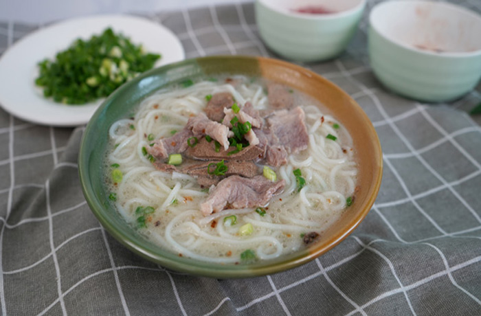 六弓乡原味汤粉王培训